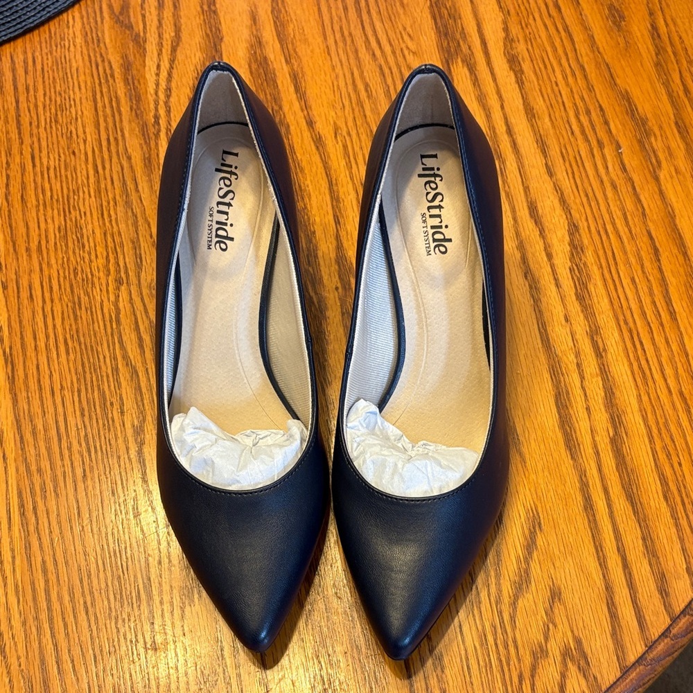 Life Stride Women's Dark Blue Heels